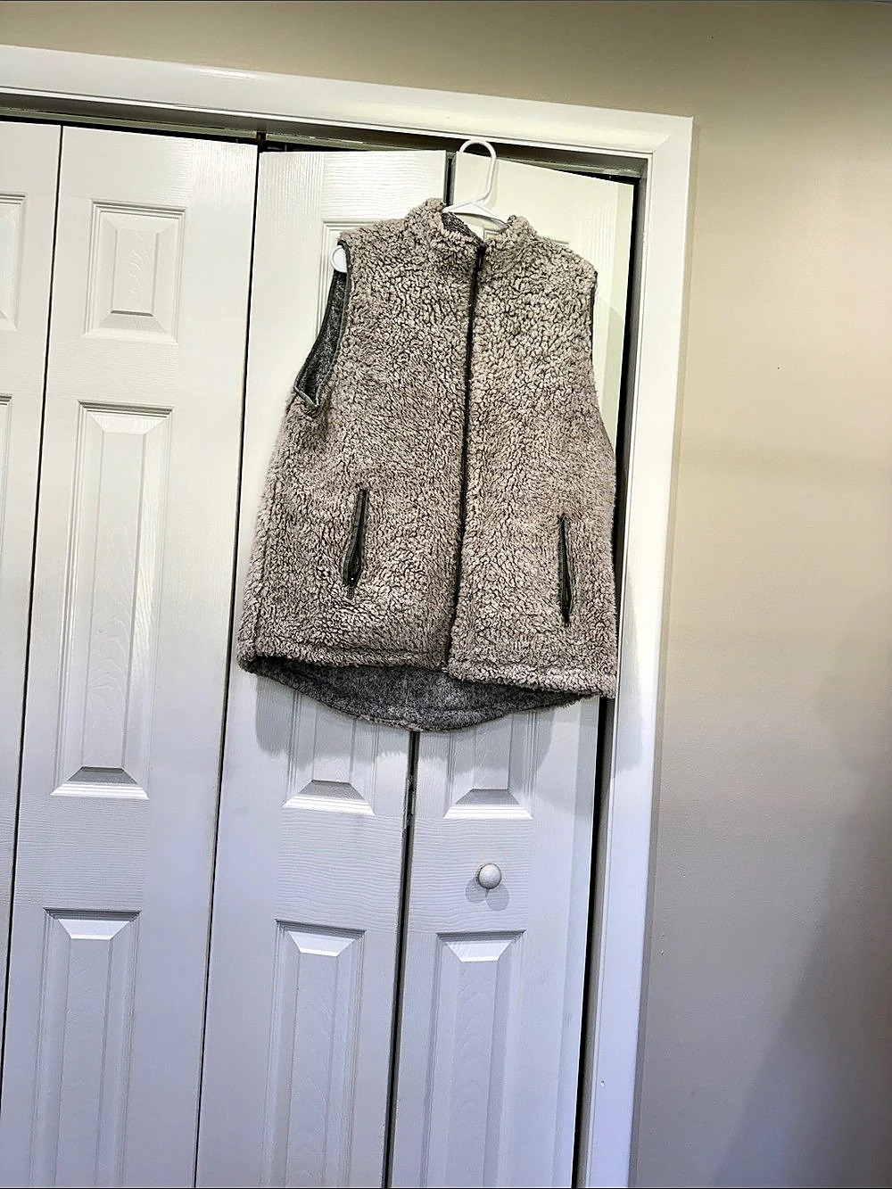 Vest Gray Zip Front